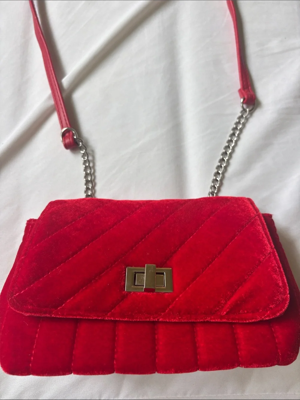 Girls Red Velvet Quilted Crossbody Bag with Chain Strap